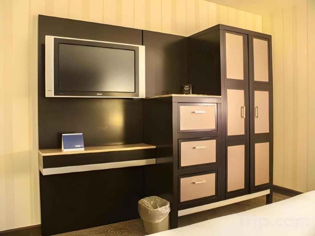 Resort Gold Coast And Casino Las Vegas